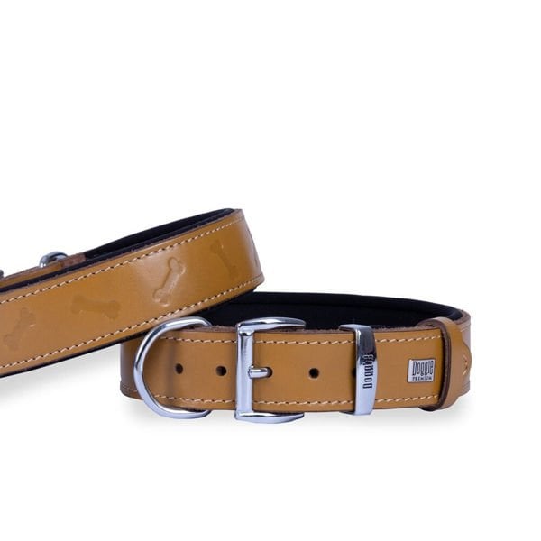 Doggie Comfort Deri Kemik Desenli Köpek Boyun Tasması Medium Camel 3.5x47-55 Cm Doggie Comfort Deri Kemik Desenli Köpek Boyun Tasması Medium Camel 3.5x47-55 Cm